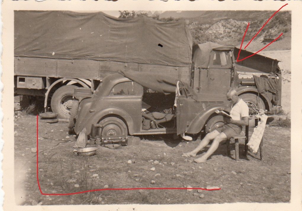 Foto Soldat PKW LKW Kübelwagen Transporter Rußla