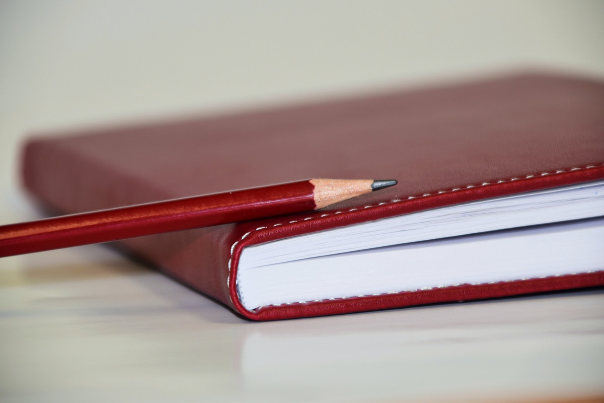 rednotebookandpencil.jpg