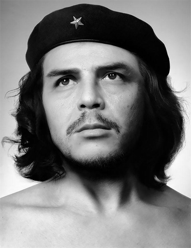 Художник создает жуткие портреты знаменитостей, сделанные из снимков других людей