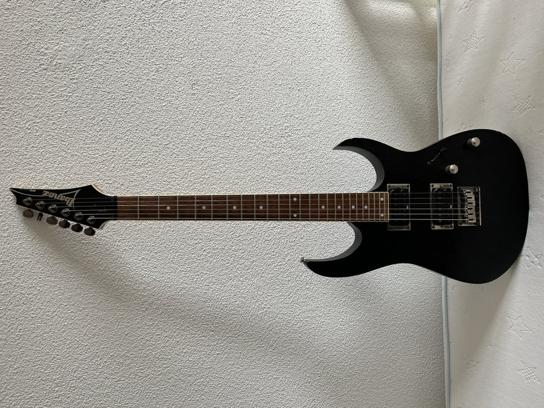 DB484B60-D47E-433C-B328-73258CA33CEA