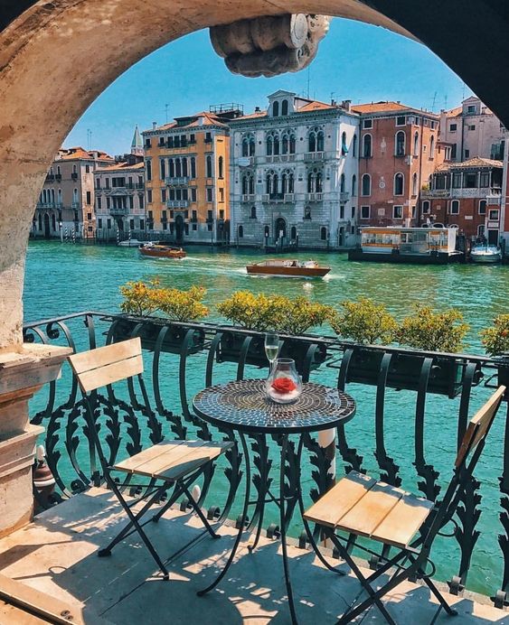 turquoisebalcony.jpg