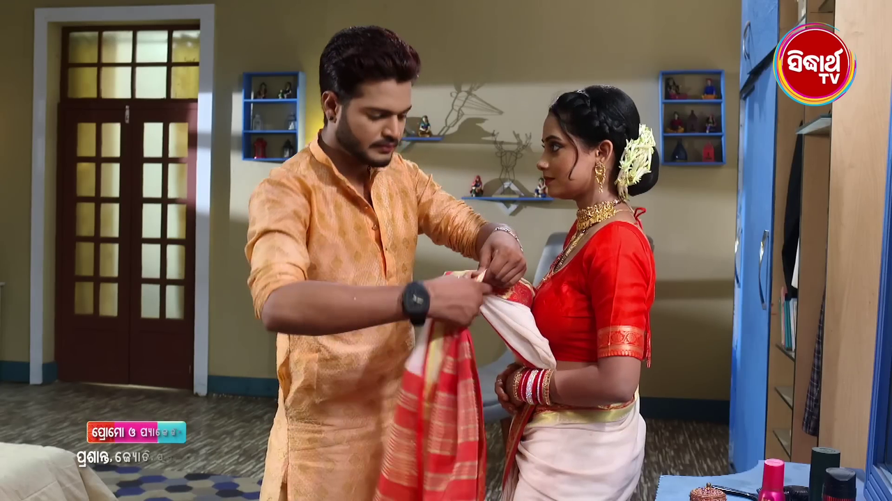 [Image: vlcsnap-2025-10-23-21h44m36s116.png]