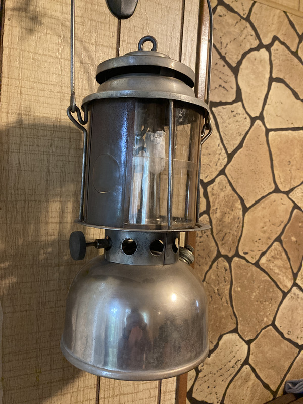 1D495DB4-EC45-4F38-954E-5968366EC12F