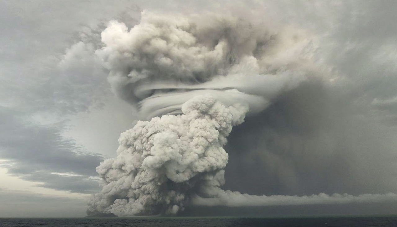 Erupción del volcán de Tonga afectó al espacio, revela la NASA