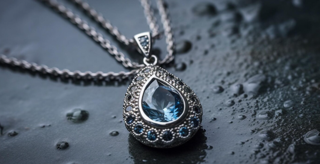 The Timeless Appeal of 925 Sterling Silver: A Guide for Jewelry Lovers