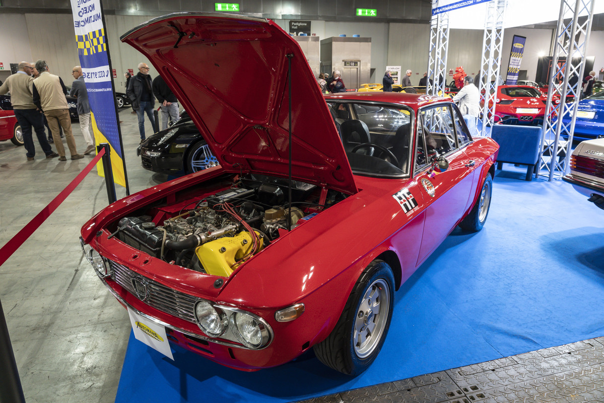 DSC05011a DSC05014 (CR - Luci -25 - Ombre  35 - Chiar  35 - Nitid 40-1_5-40-40 - RR 35-50)