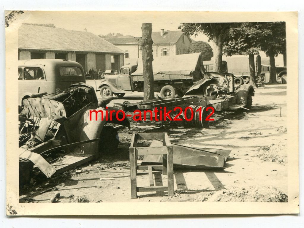 Wehrmacht, zerstörte LKW, Chalon-sur-Saone, Fran