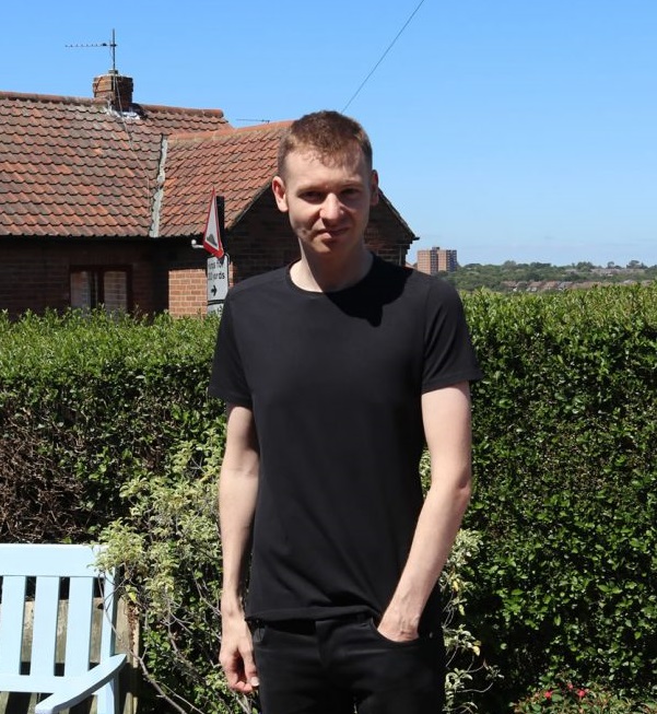 black-tshirt-black-jeans-tshirttuesday-7