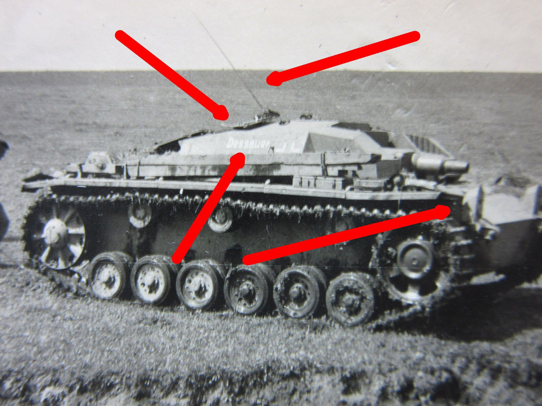 Foto Stug III Sturmgeschütz Maling Wappen Emblem Name DESSAUER P
