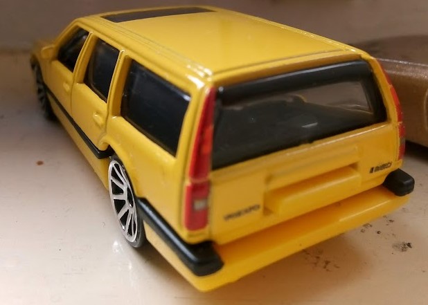 volvo2.jpg