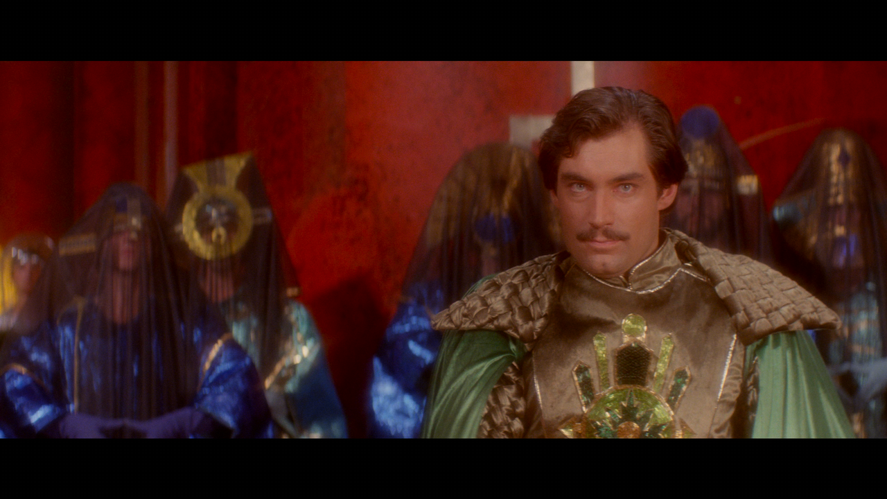 Flash Gordon.mkv_snapshot_00.23.34_[2020.08.19_21.33.54]