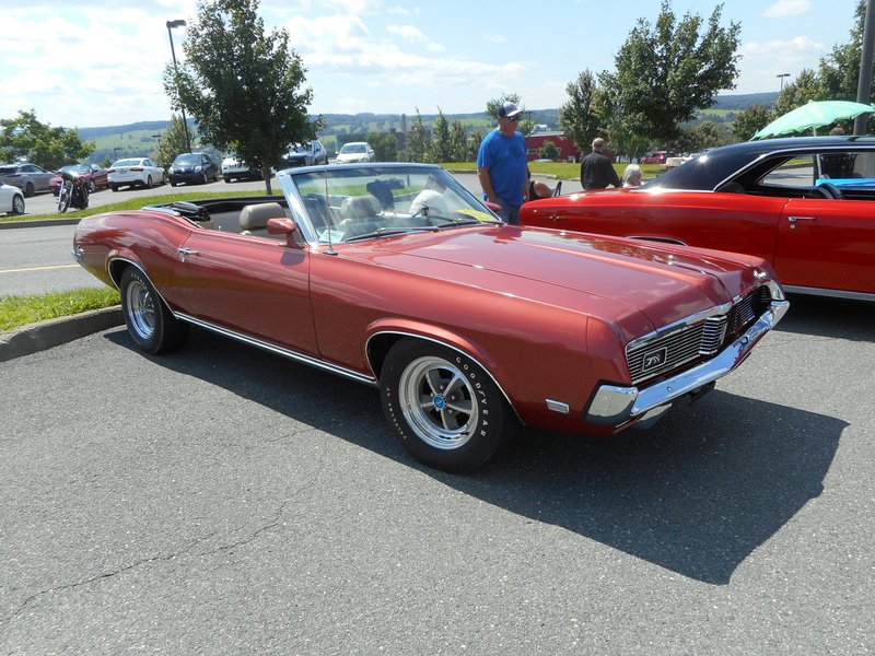 AUTO - Expo D'auto V8 Antique de Ste-Marie - 6 août 2023 V8-23-057