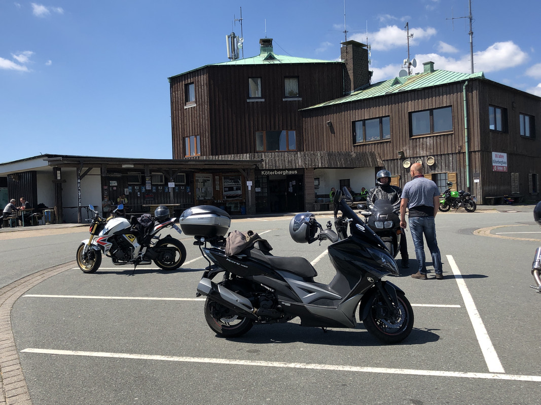 2D566BEB-077A-4886-A455-8362E9C6C422