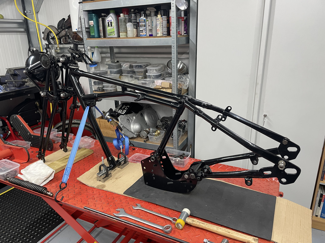 6F3330D3-318A-49D2-AC9C-62BFBAFF0429