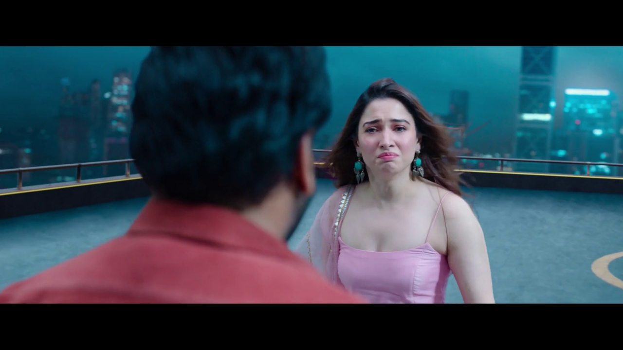 vlcsnap-2023-09-26-23h28m00s643