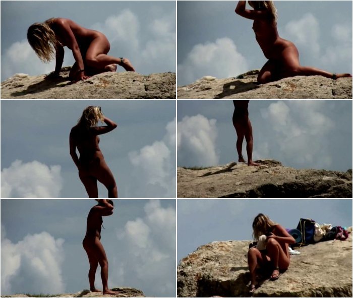 [Image: voyeur-beach-10-3.jpg]