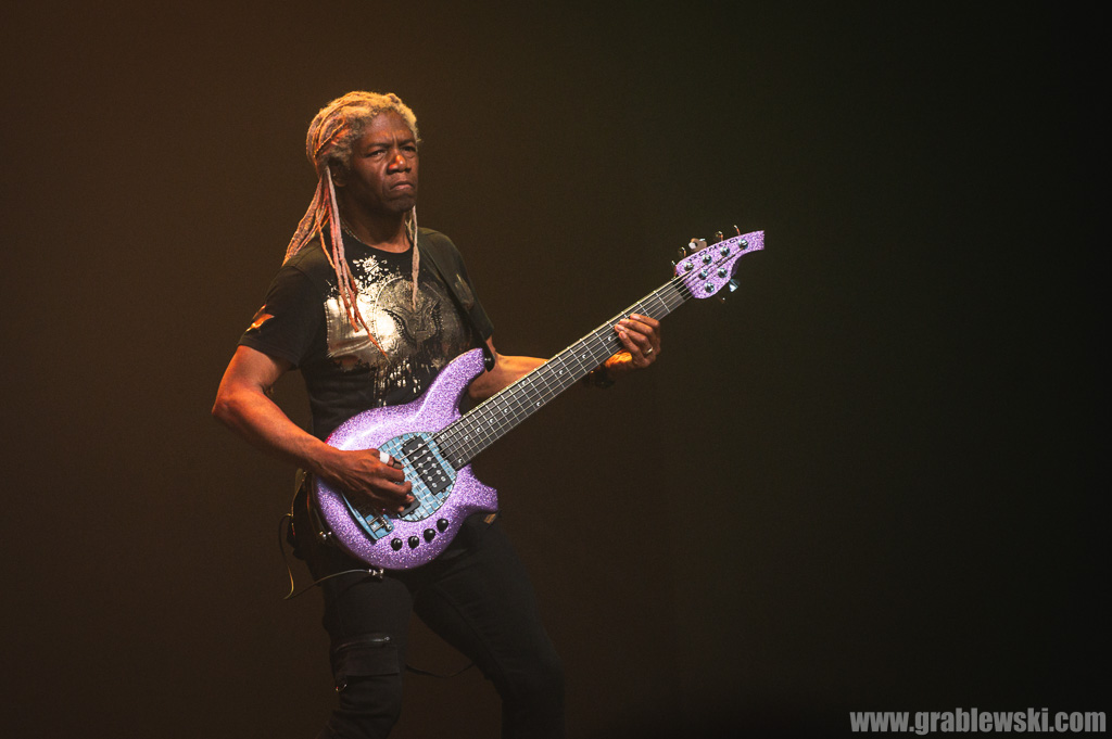 [Obrazek: 2023-05-03-Steve-Vai-034.jpg]