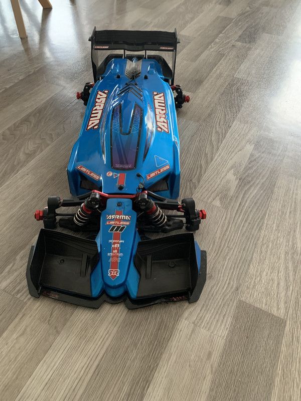 70D9C092-FF2B-45B9-9715-C76415062757