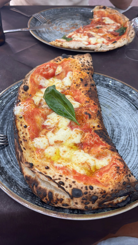 55499BC1 7E8C 4A4A 8064 BA5A616A94FB