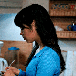 ezgif_26a8526ba7efc57f.gif