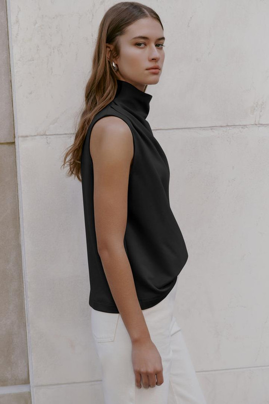 MB2553 E 001 BLACK LIFESTYLE 0868