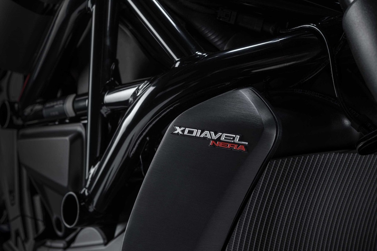 Лимитированный мотоцикл Ducati XDiavel Nero 2022