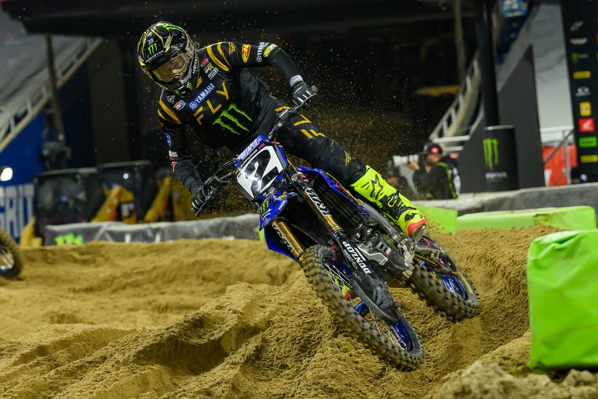 DE2E14A6-1EB3-4D9D-A59B-6969FDFAB951