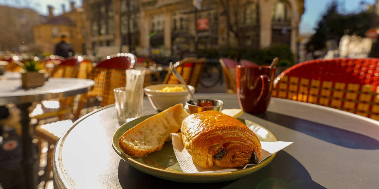 230817164422001 fruehstueck paris e1692283730167