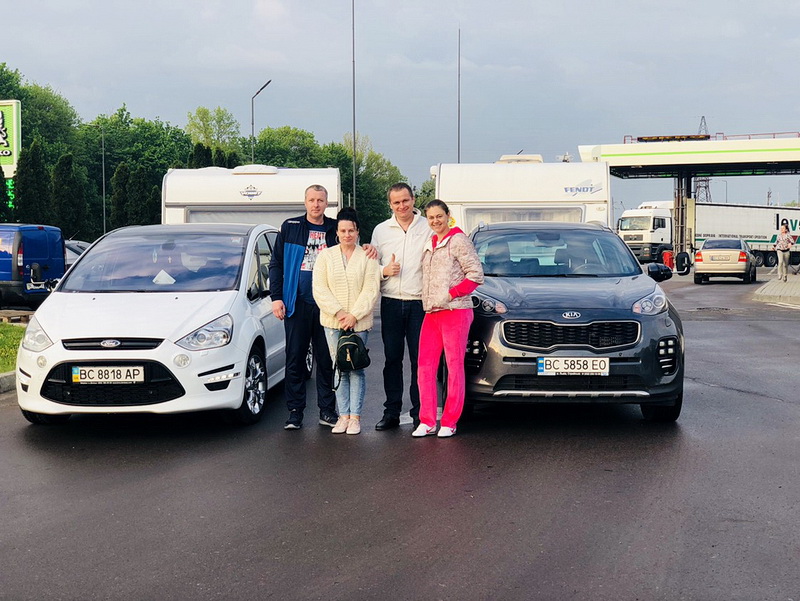 97B8337A-FF34-475F-85DD-C86A68273BF8