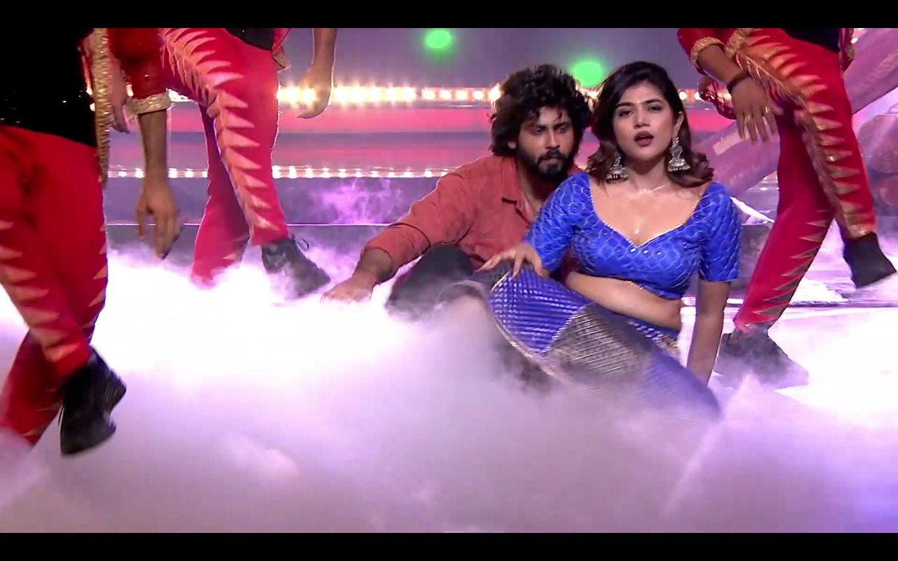 [Image: vlcsnap-2025-11-04-18h03m18s232.jpg]