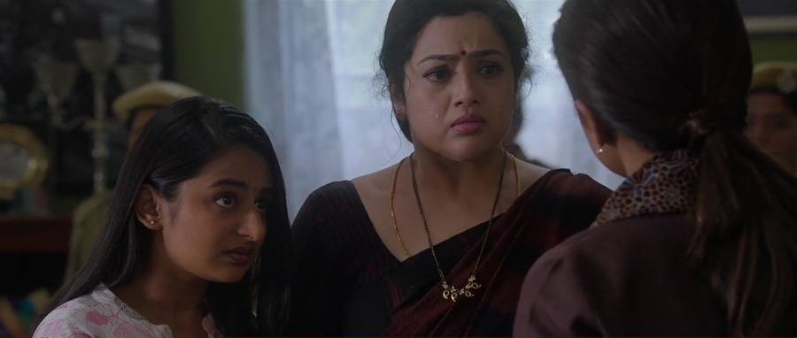 Drushyam 2 2021 WebRip [Hindi + Telugu] 480p, 720p ESub Screenshot