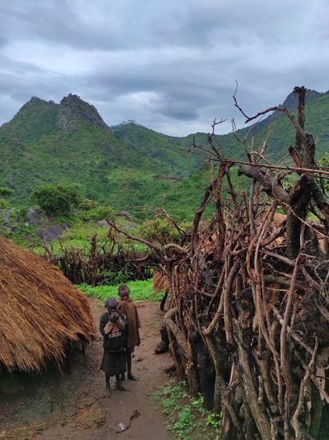 Kabong Town (Tribus) - Kotido - 18 días por las tierras más remotas de Uganda y Kenya (6)
