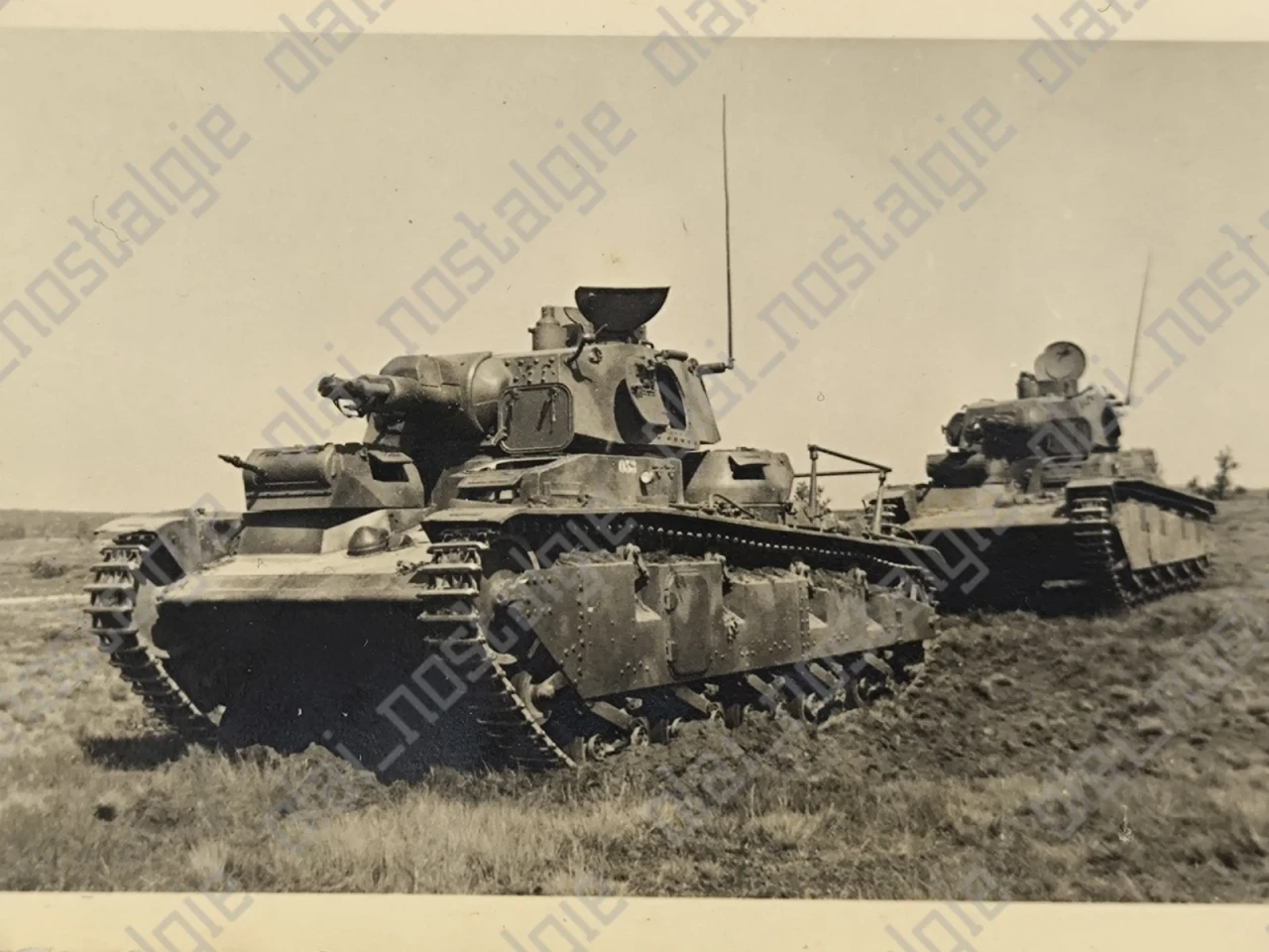 Foto WK2 Nb Fz Neubaufahrzeug 053 054 Rahmenantenne Putlos Wehrmacht Nr 8 9