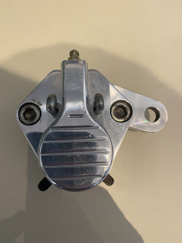 90A95EAF-6307-41F5-83D1-C18A4635A054