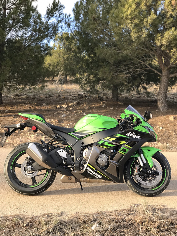 94DF58F3-8B81-4FFF-A4A2-77684479F2B7