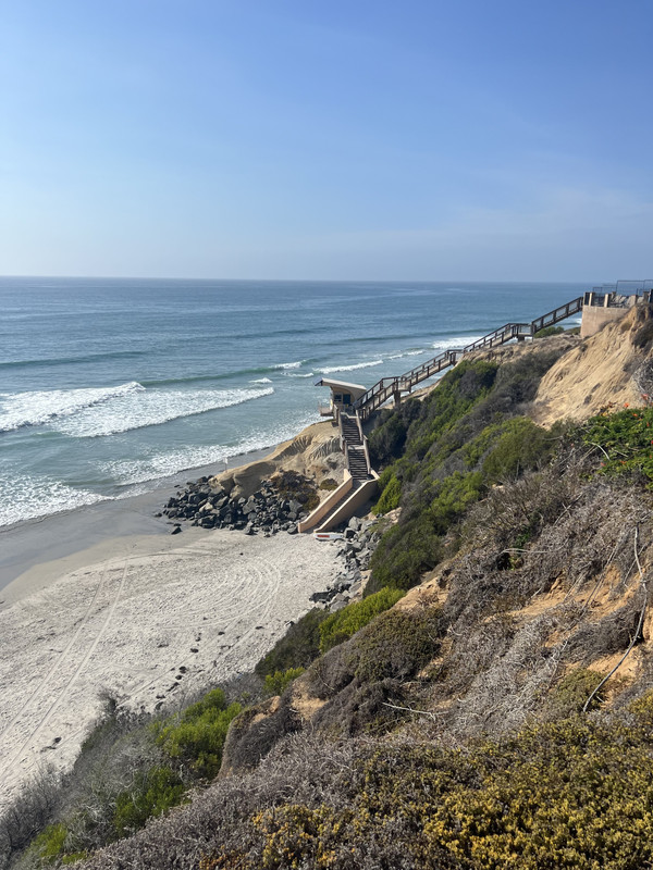 96EAE284-2405-422C-9B9E-4A16959CF129