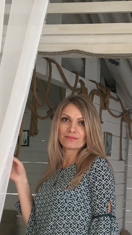 A2D5727A-C235-4930-A00B-6B052A74DFC9