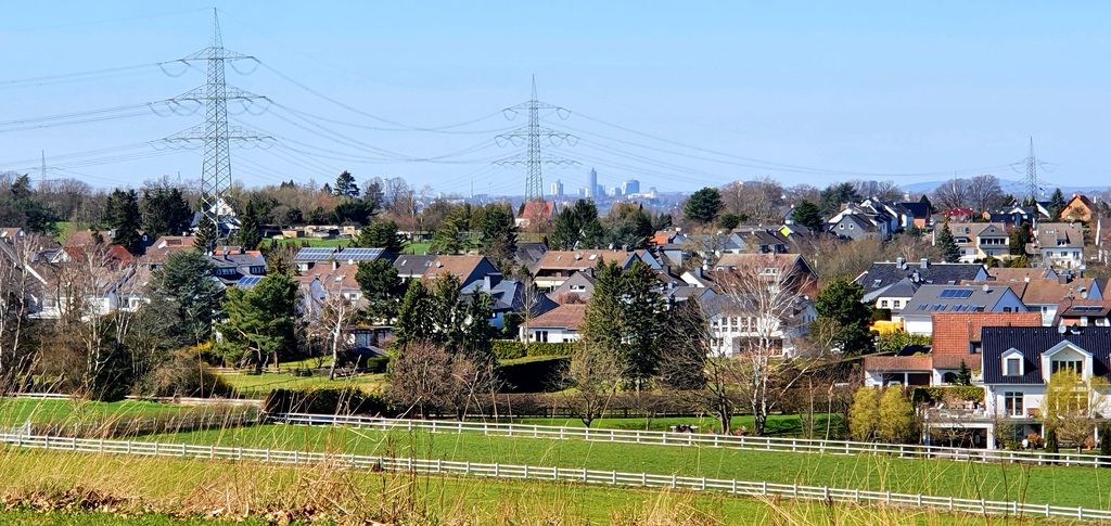 2021-03-30-essen-skyline-ansicht-hattingen.jpg