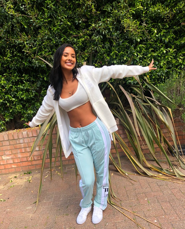 [Image: Dd-k-Did-Vw-AEmw-Ib.jpg]