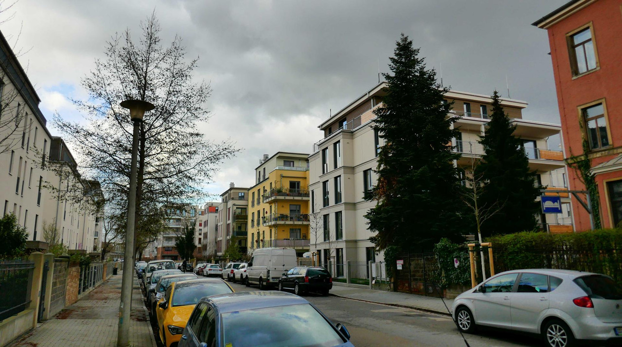 Bild: https://i.postimg.cc/BZxzjFRp/P1340968.jpg