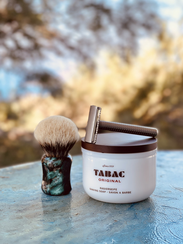 DA4FCB96-4298-4E77-9142-C2996E5F5F60