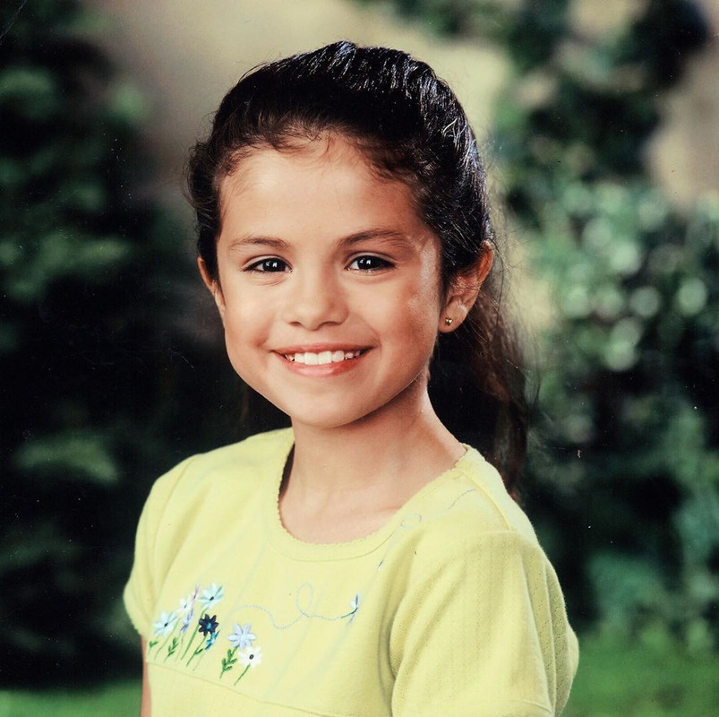 Masa kecil Selena Gomez.