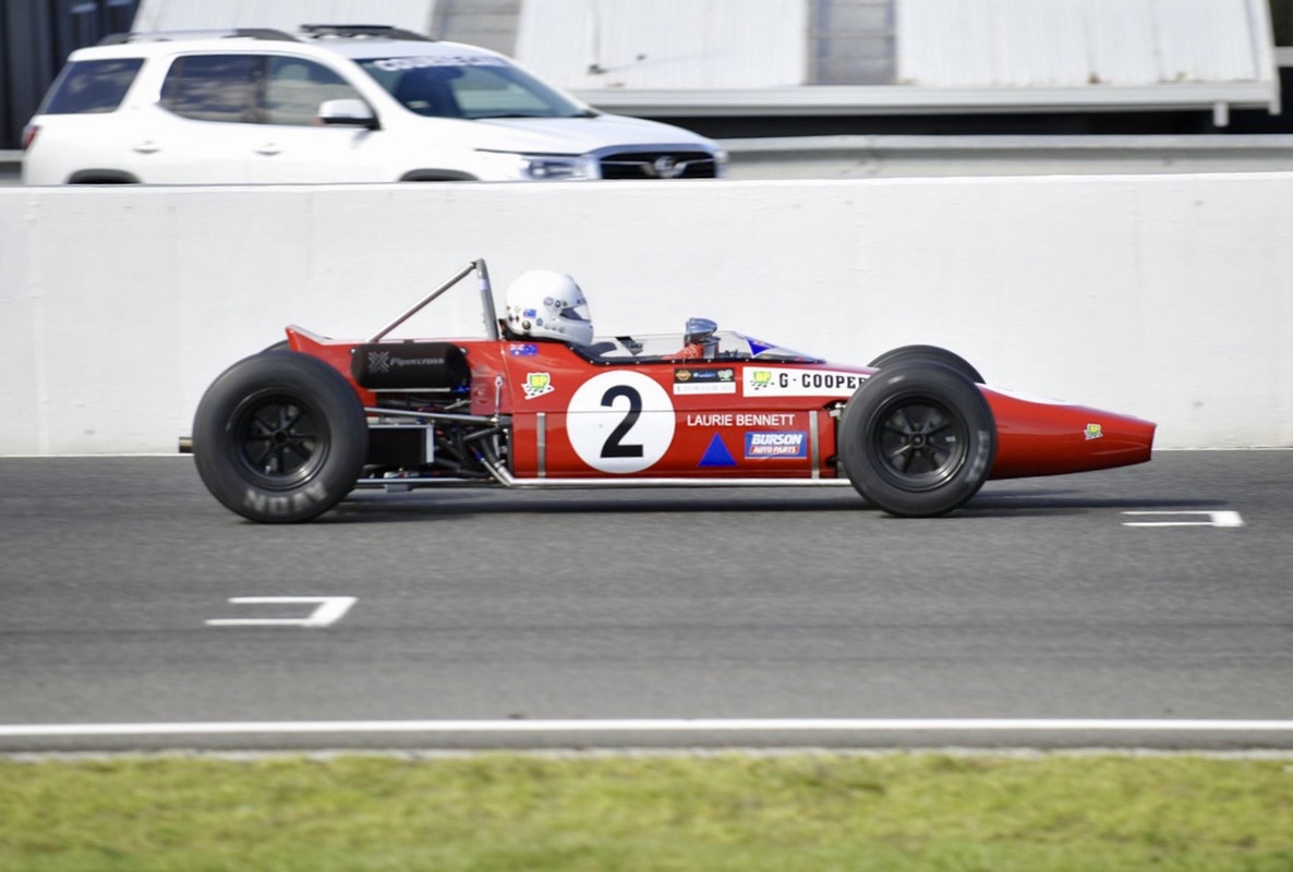 1B96454C-639A-467E-8A6E-1C1C26479EED