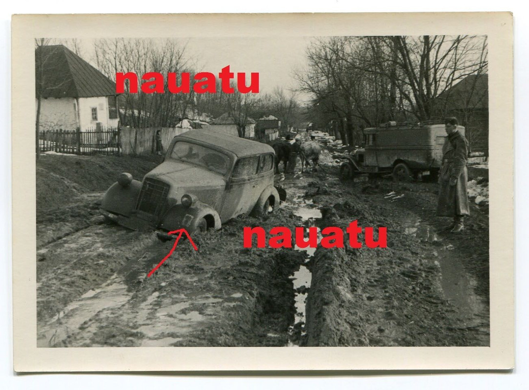 Foto Auto Kolonne Gebirgsjäger im Kaukasus in Rußland