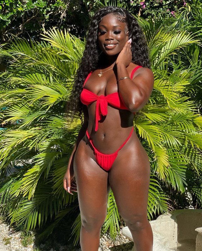 cire.traore posts 2021-12-09 12.55 CXRron3uhgN_9_9 265000885_474590247420672_7308589921170186341_n