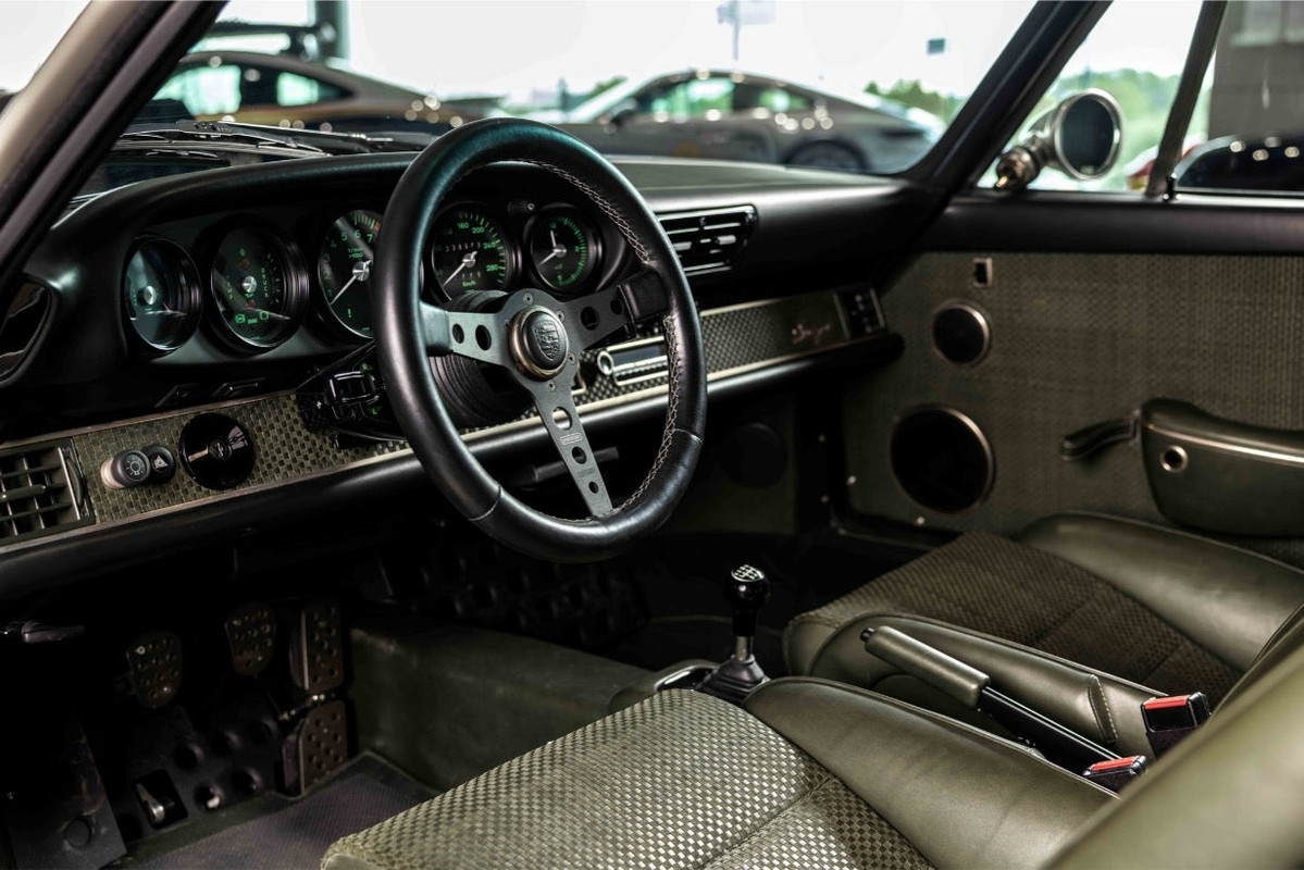 Porsche-911-Fashion-Gray-Pearl-Ol1.jpg