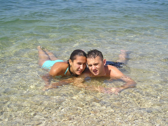 [Image: 056.jpg]