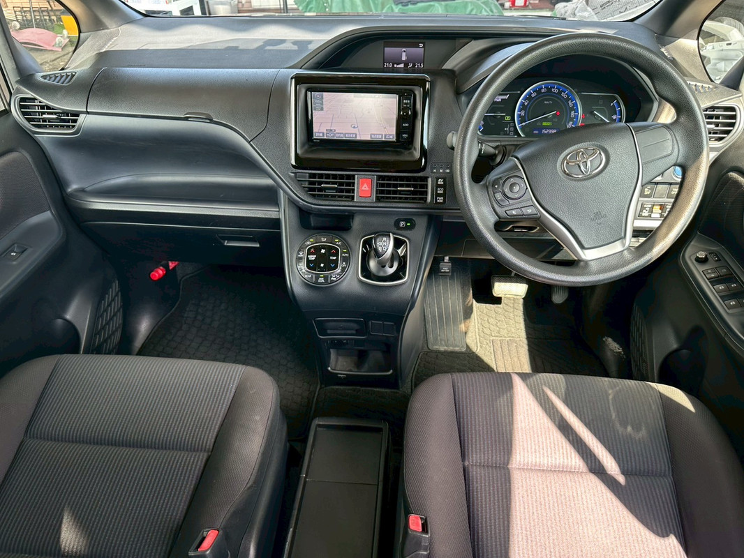 LINE_ALBUM_ヴォクシー_250907_136