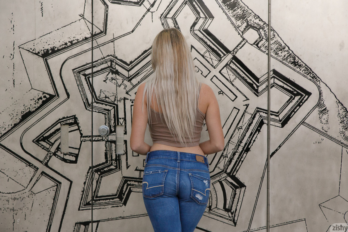 full_011_1634591637559908