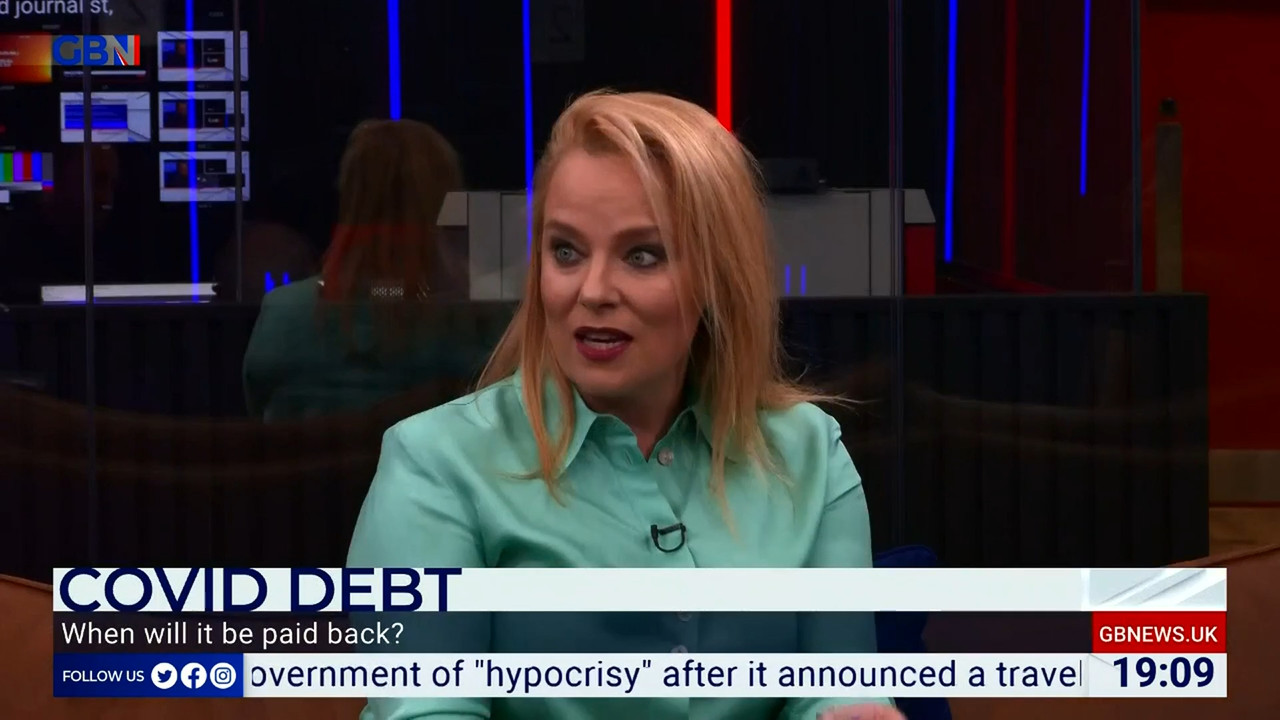 06.20 - 19.00.00 - Sunday Night Live. Interviews, debate and discussi....ts_snapshot_15.36.562